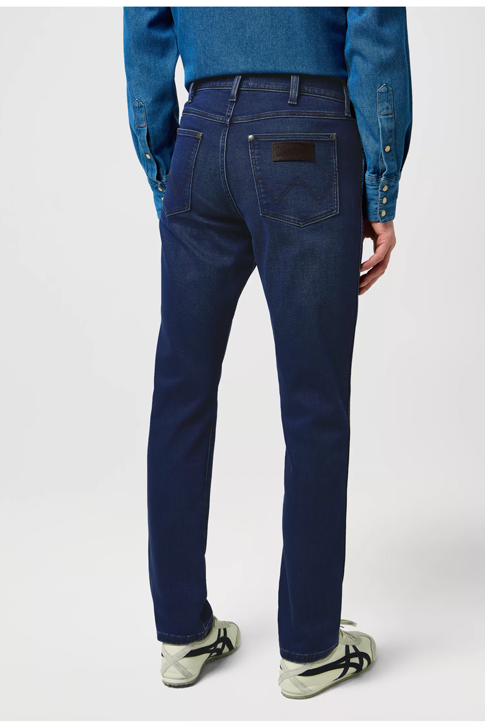 Джинсы Wrangler Larston 112372421