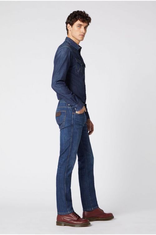 Джинсы Wrangler Arizona W12OUJ47R